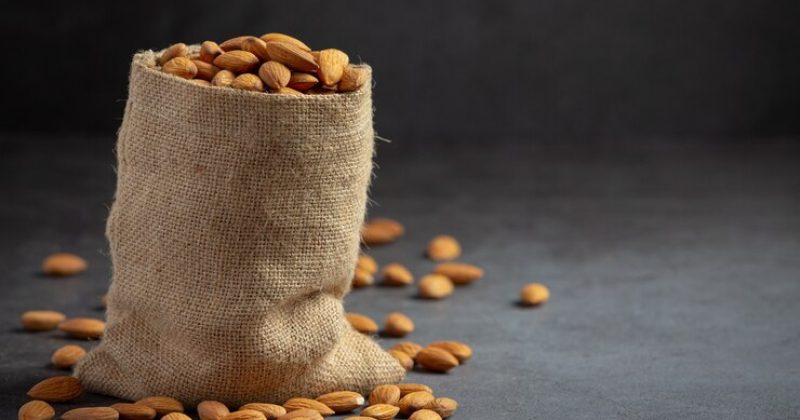 Choosing the Right Almonds for Bulk Almond Export